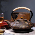 Théière en fonte japonaise 700 ml, motif poisson doré