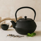Théière Japonaise en Fonte — Style Tetsubin Antique avec Filtre Intégré